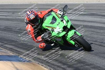 media/Dec-04-2025-Racers Edge (Thu) [[5ebc9f124d]]/2-A Group/1-Session 2 (Turn 7 Inside)/